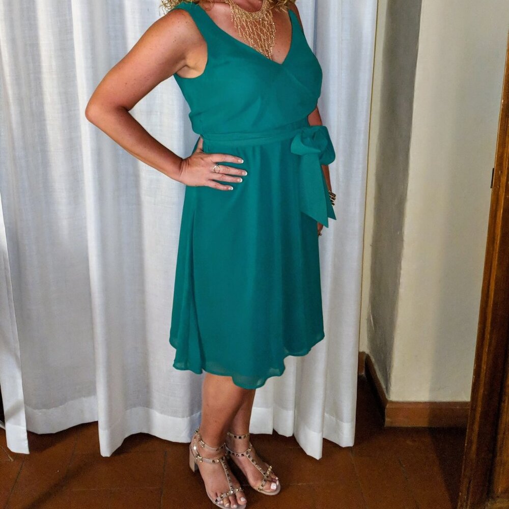 Club Monaco Asymmetrical Strap Green Knee Length Dress -- 10